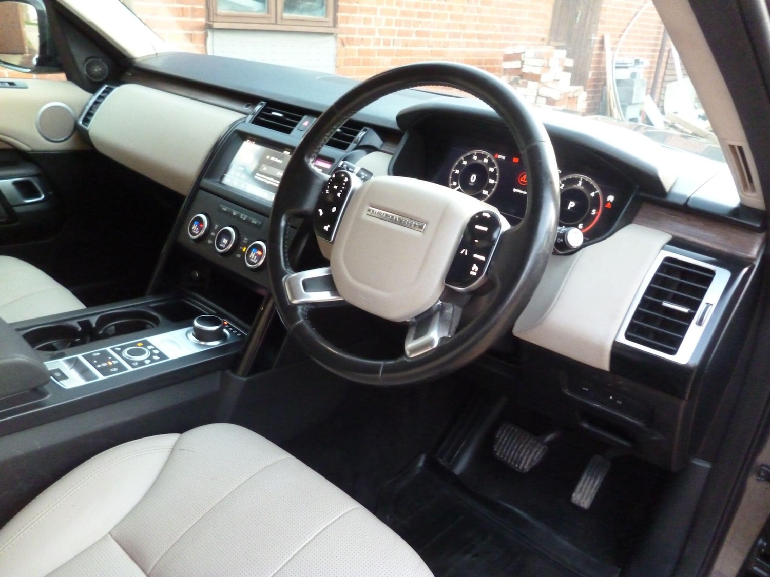 Used Land Rover Discovery 2019 for sale - 76476490: Photo 13