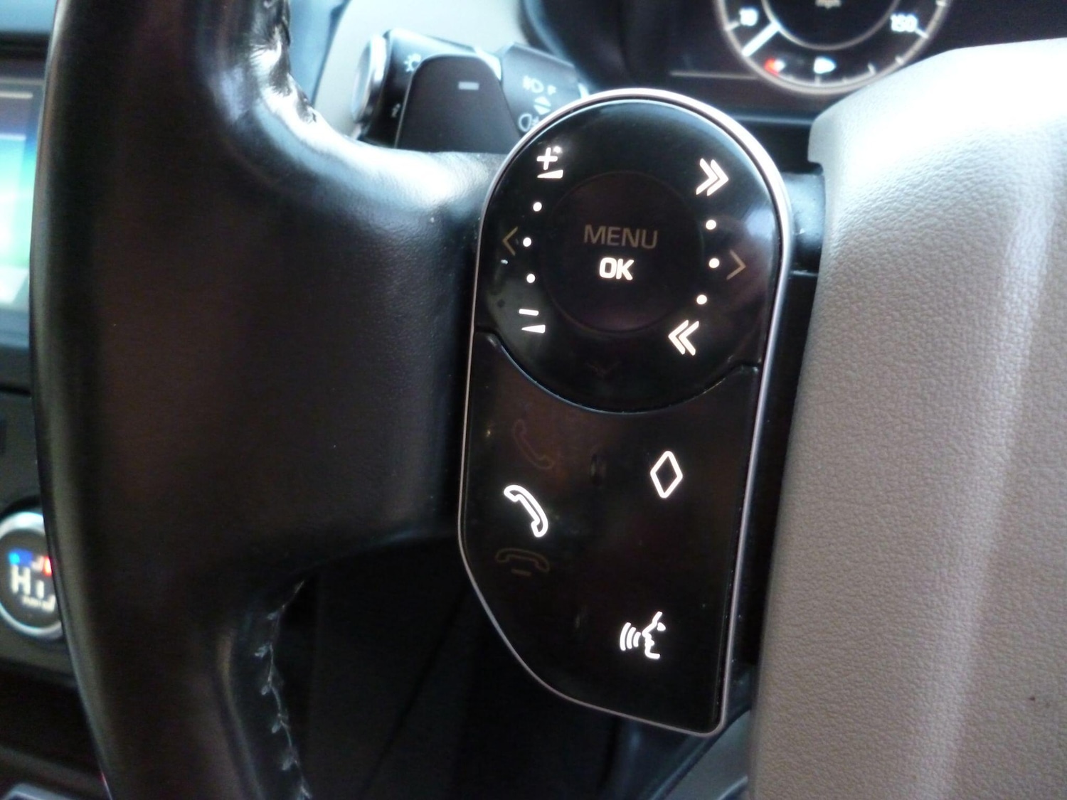 Used Land Rover Discovery 2019 for sale - 76476490: Photo 19