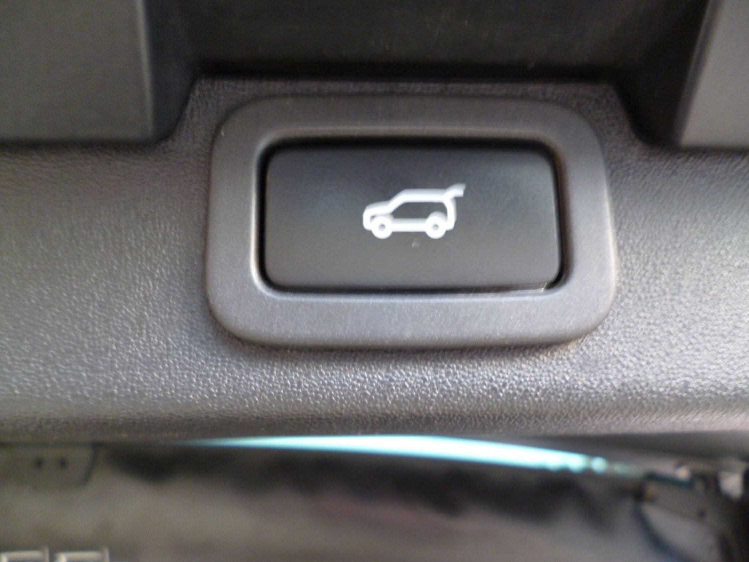 Used Land Rover Discovery 2019 for sale - 76476490: Photo 48