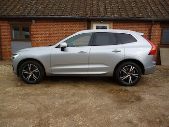 Used Volvo XC60 2018 for sale - 78971999: Photo