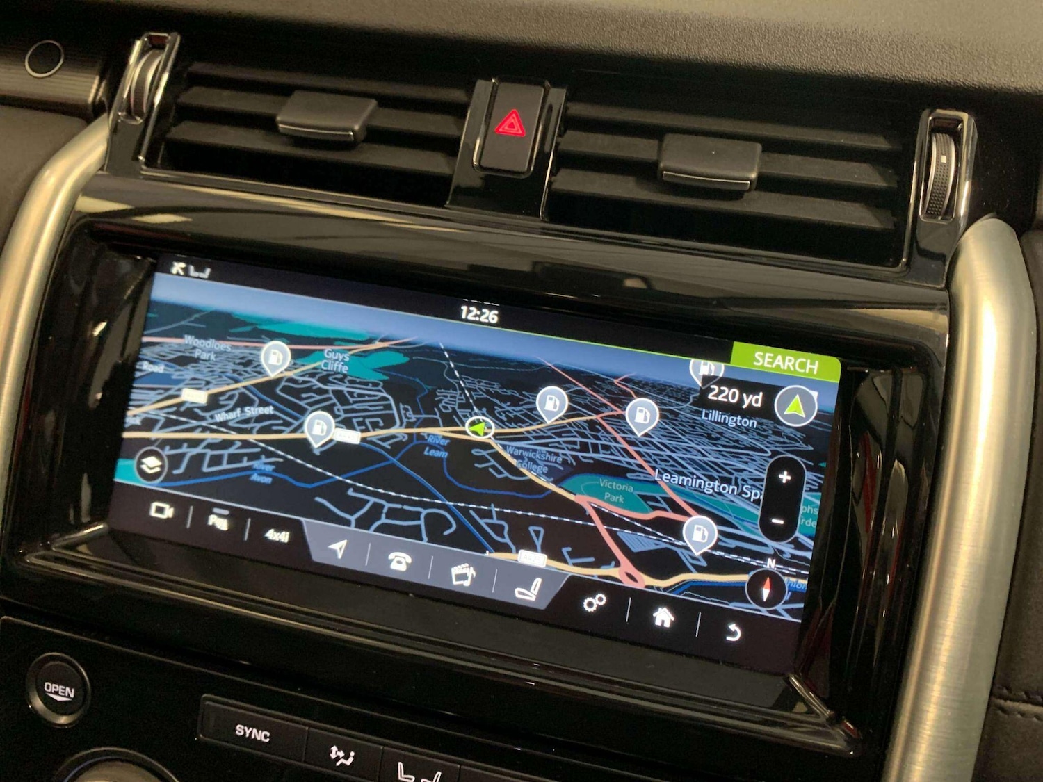 Used Land Rover Discovery 2017 for sale - 77537236: Photo 15