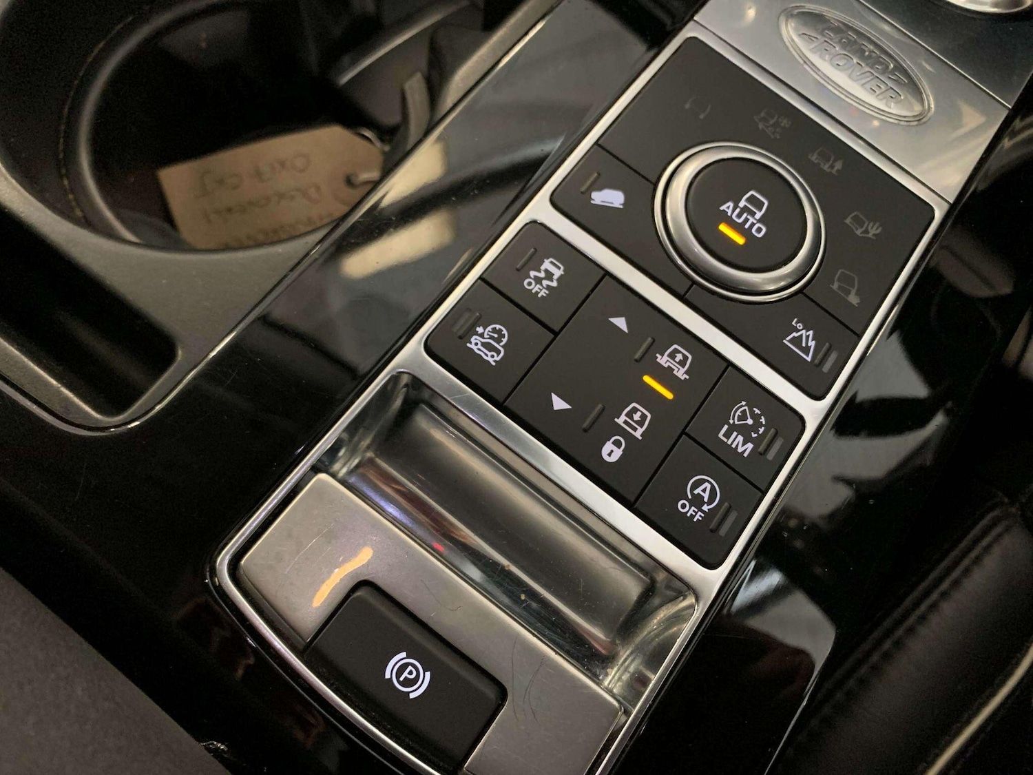 Used Land Rover Discovery 2017 for sale - 77537236: Photo 16