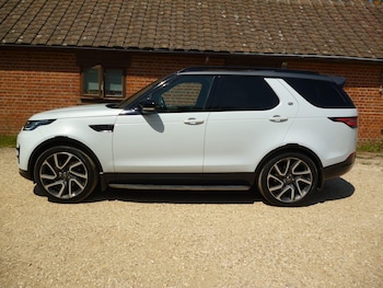 Used Land Rover Discovery 2017 for sale - 79012723: Photo