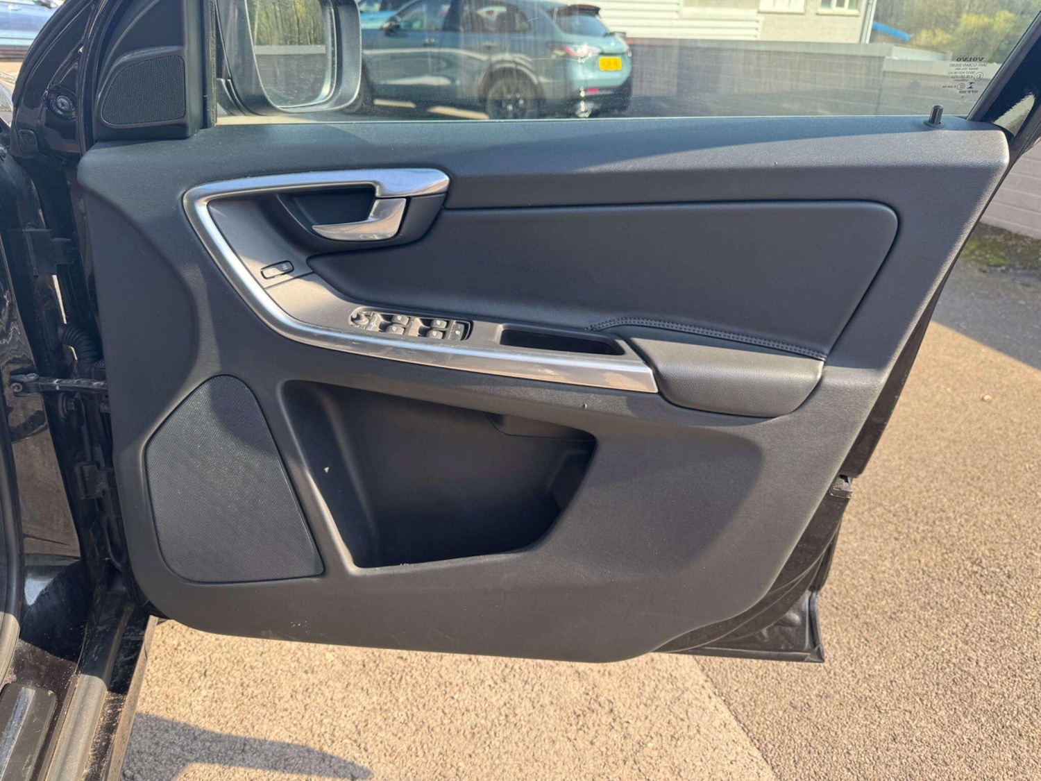 Used Volvo XC60 2016 for sale - 78006580: Photo 28