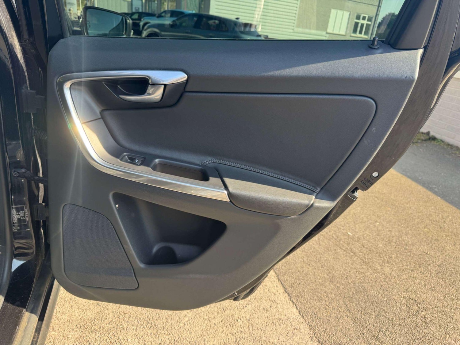 Used Volvo XC60 2016 for sale - 78006580: Photo 29