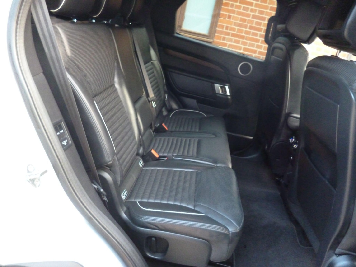 Used Land Rover Discovery 2019 for sale - 76476498: Photo 19