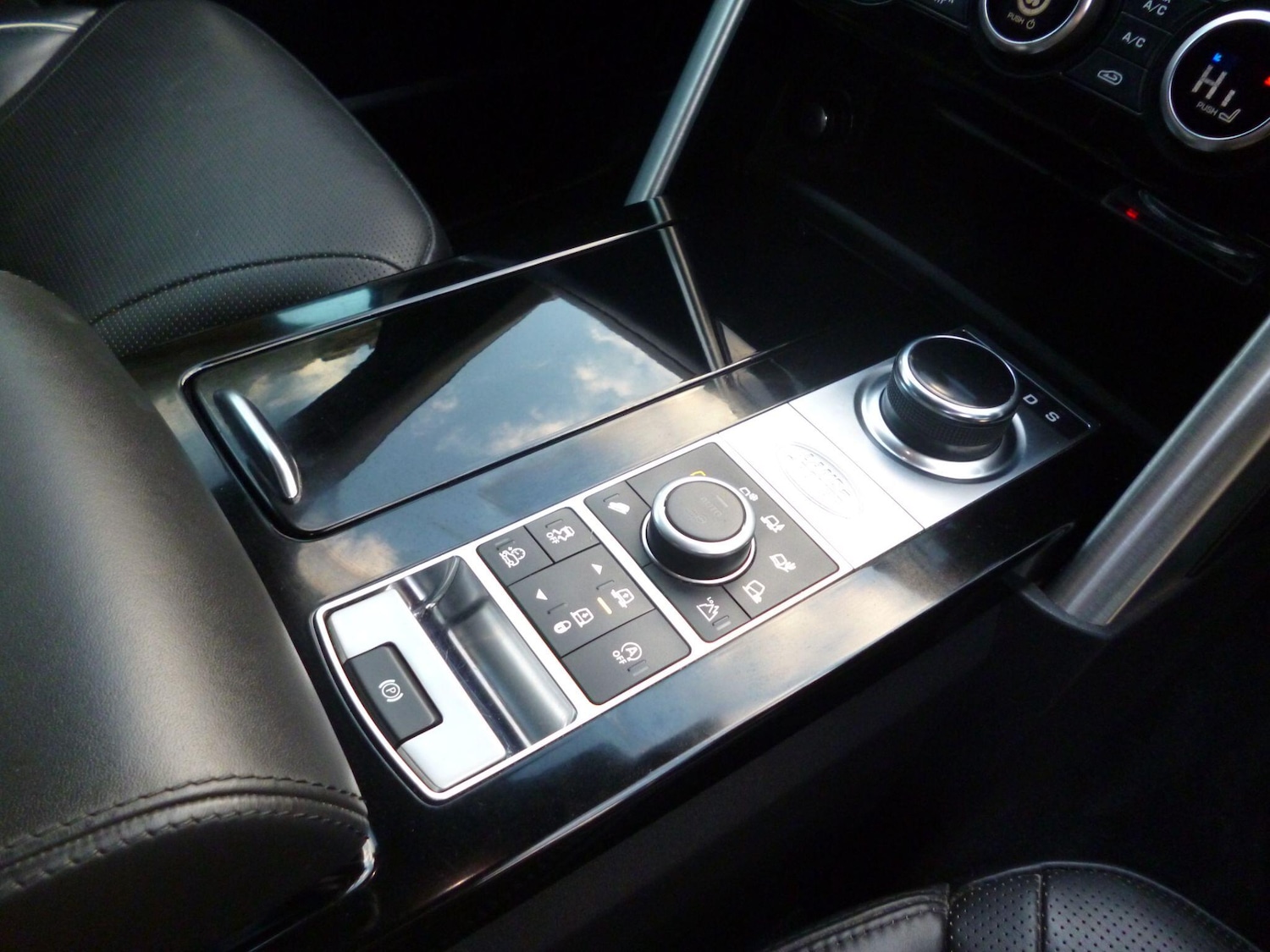 Used Land Rover Discovery 2019 for sale - 76476498: Photo 27