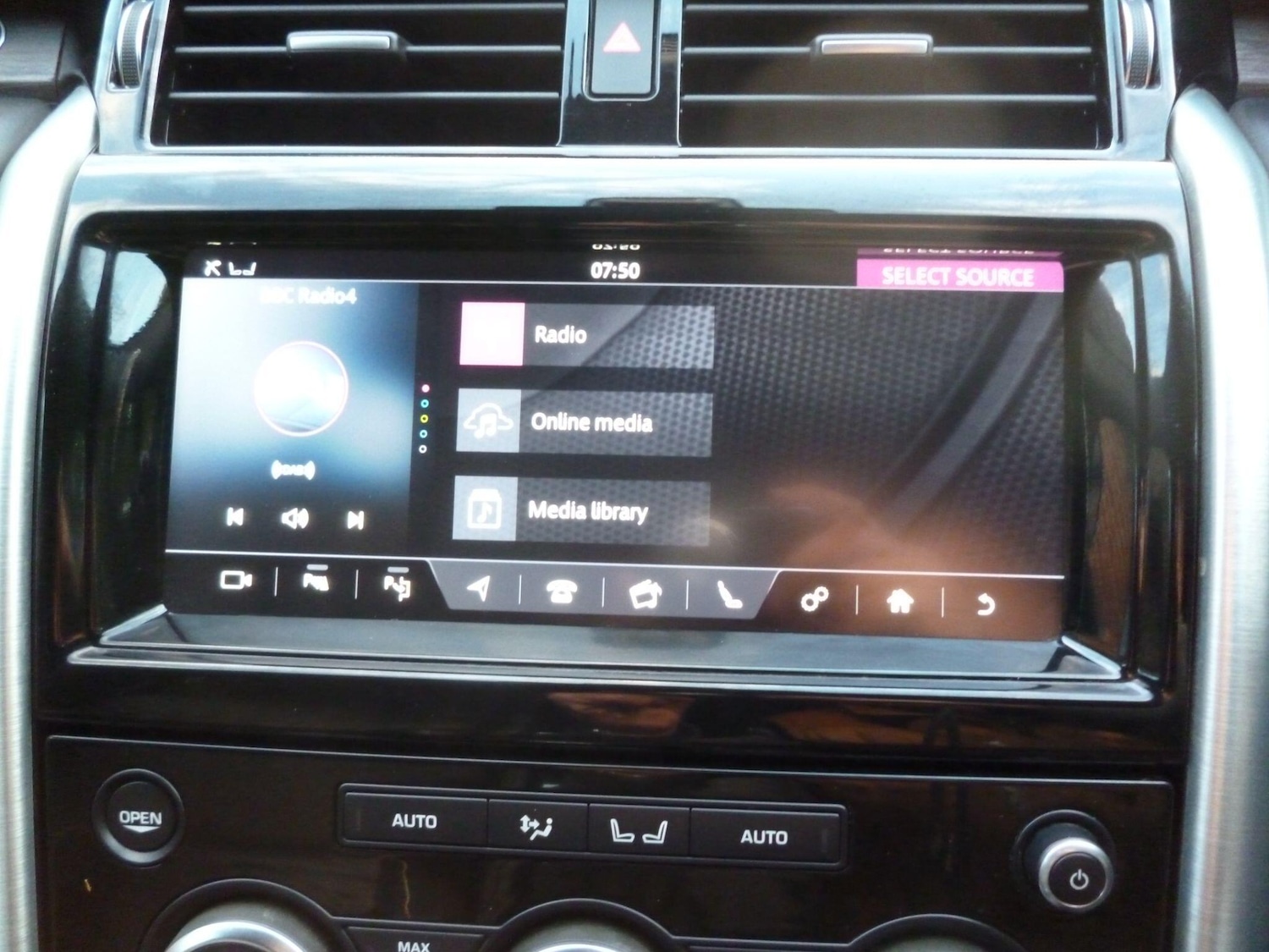 Used Land Rover Discovery 2019 for sale - 76476498: Photo 35