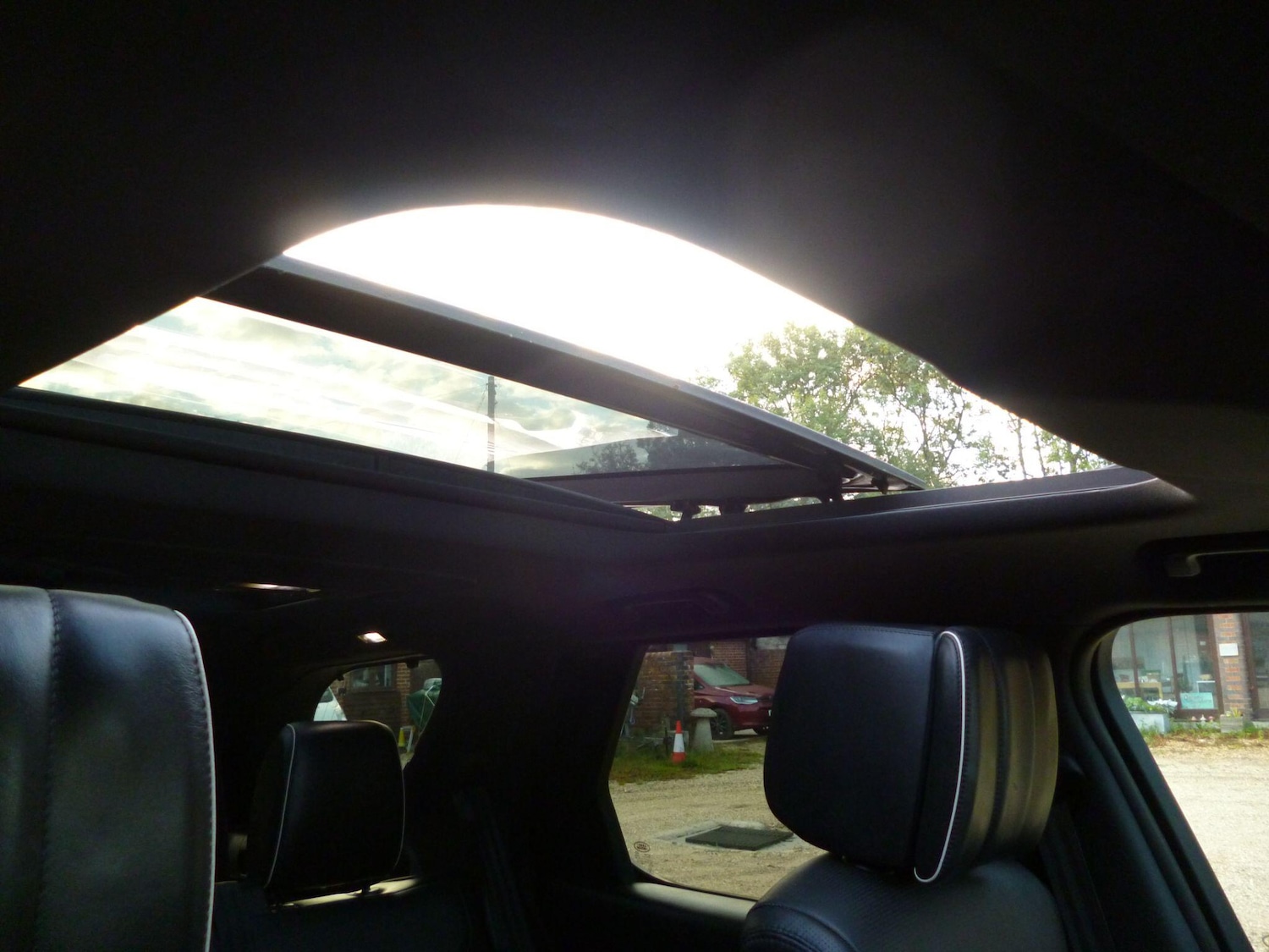 Used Land Rover Discovery 2019 for sale - 76476498: Photo 53