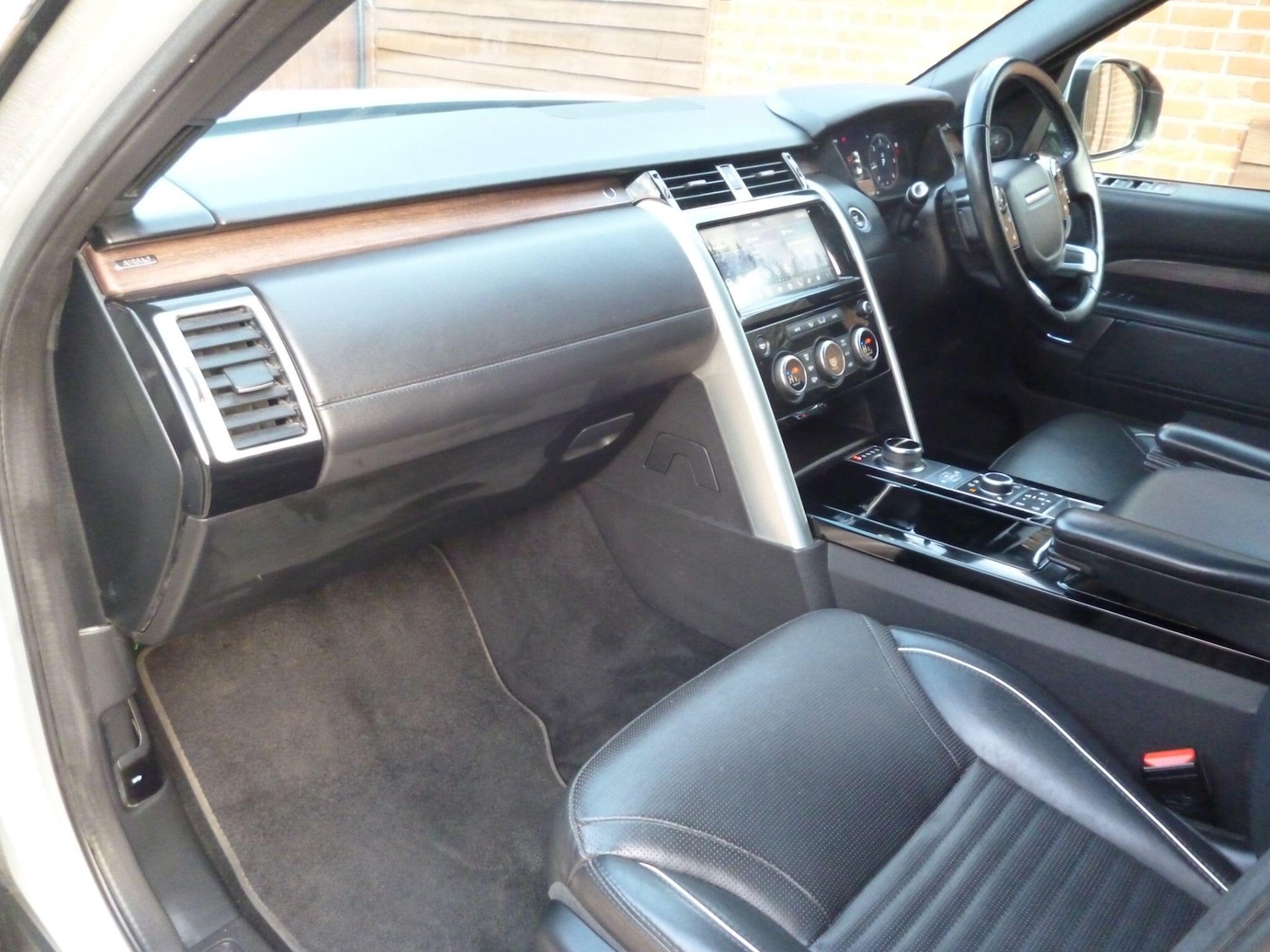 Used Land Rover Discovery 2019 for sale - 76476498: Photo 56