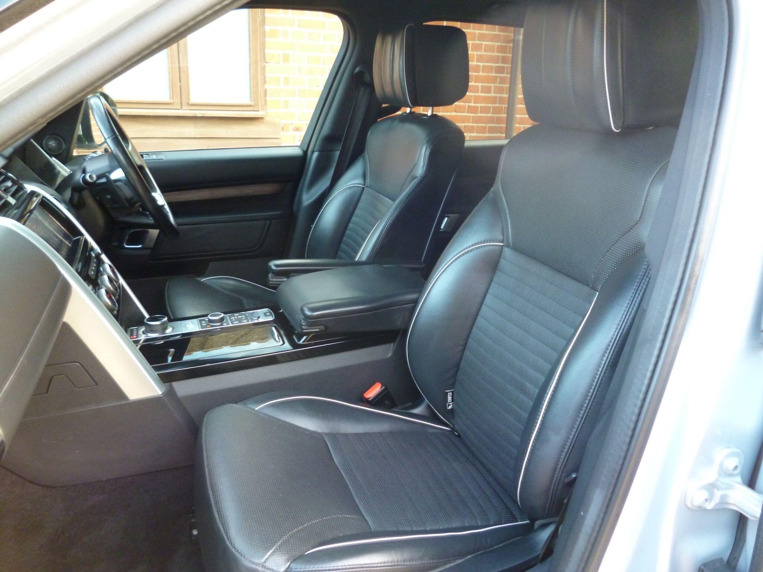 Used Land Rover Discovery 2019 for sale - 76476498: Photo 57