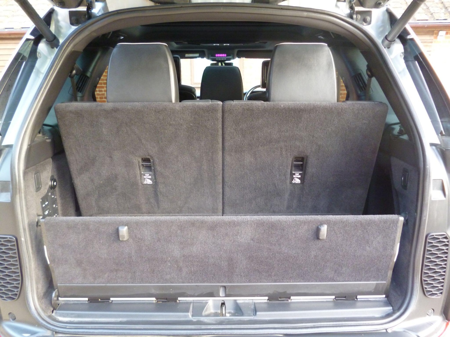 Used Land Rover Discovery 2019 for sale - 76476498: Photo 63