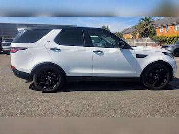 Used Land Rover Discovery 2020 for sale - 79609532: Photo