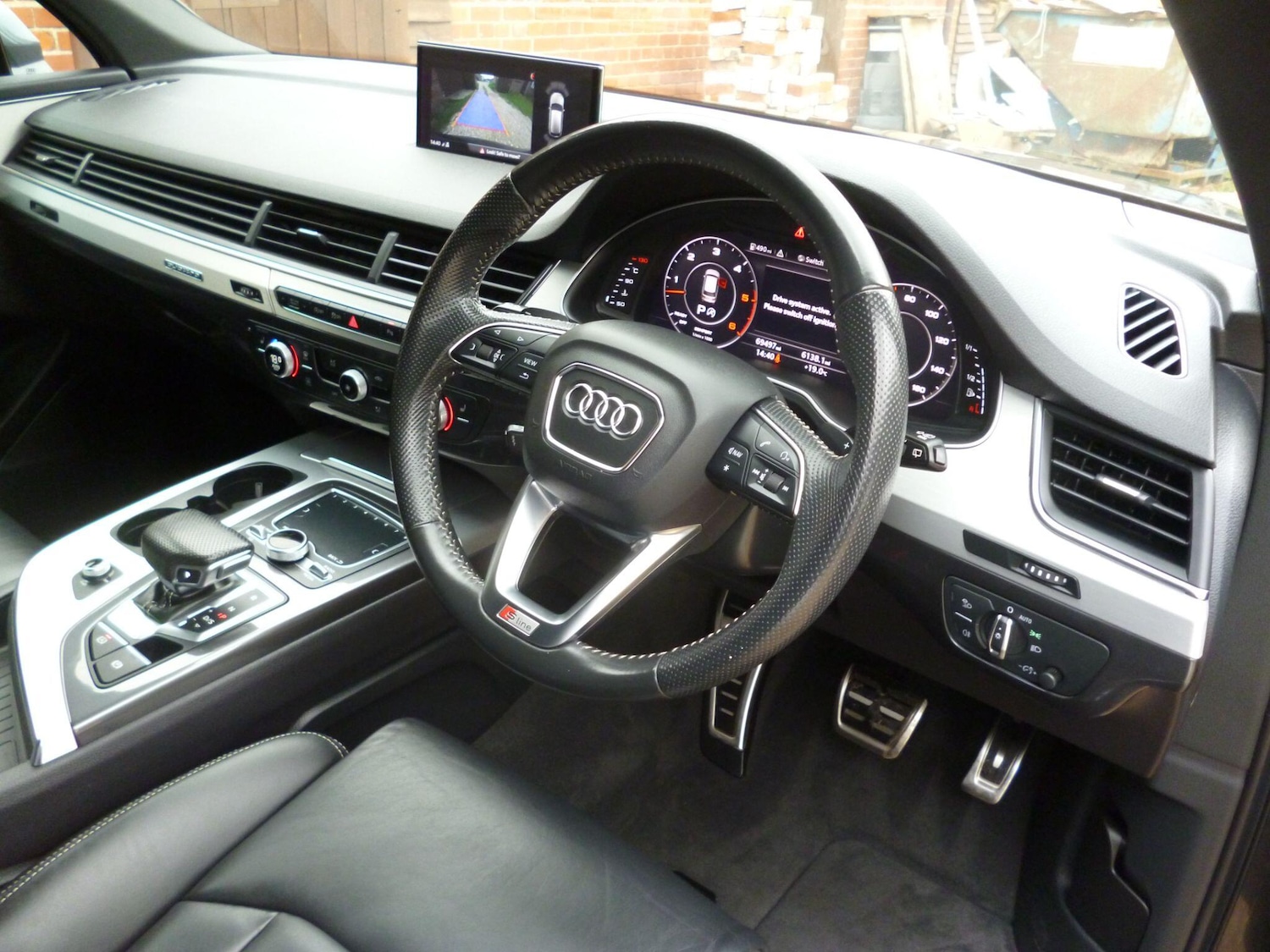 Used Audi Q7 2018 for sale - 76989249: Photo 14