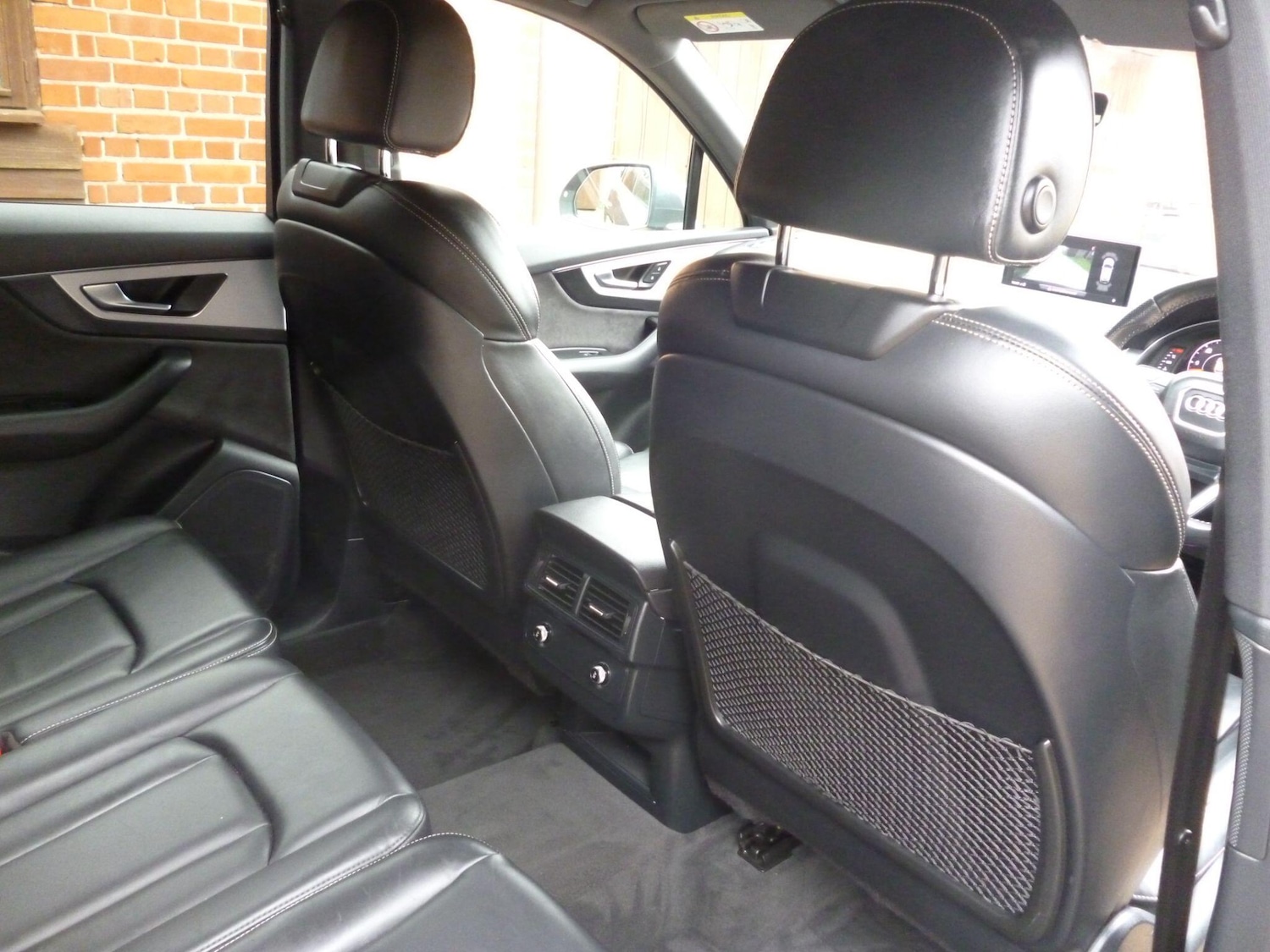 Used Audi Q7 2018 for sale - 76989249: Photo 20