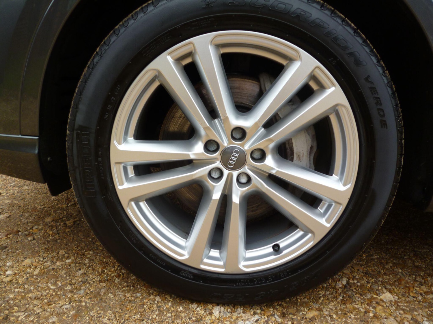 Used Audi Q7 2018 for sale - 76989249: Photo 59