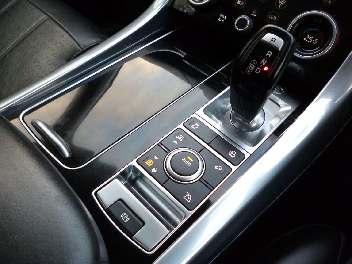 Used Land Rover Range Rover Sport 2018 for sale - 77156761: Photo 29