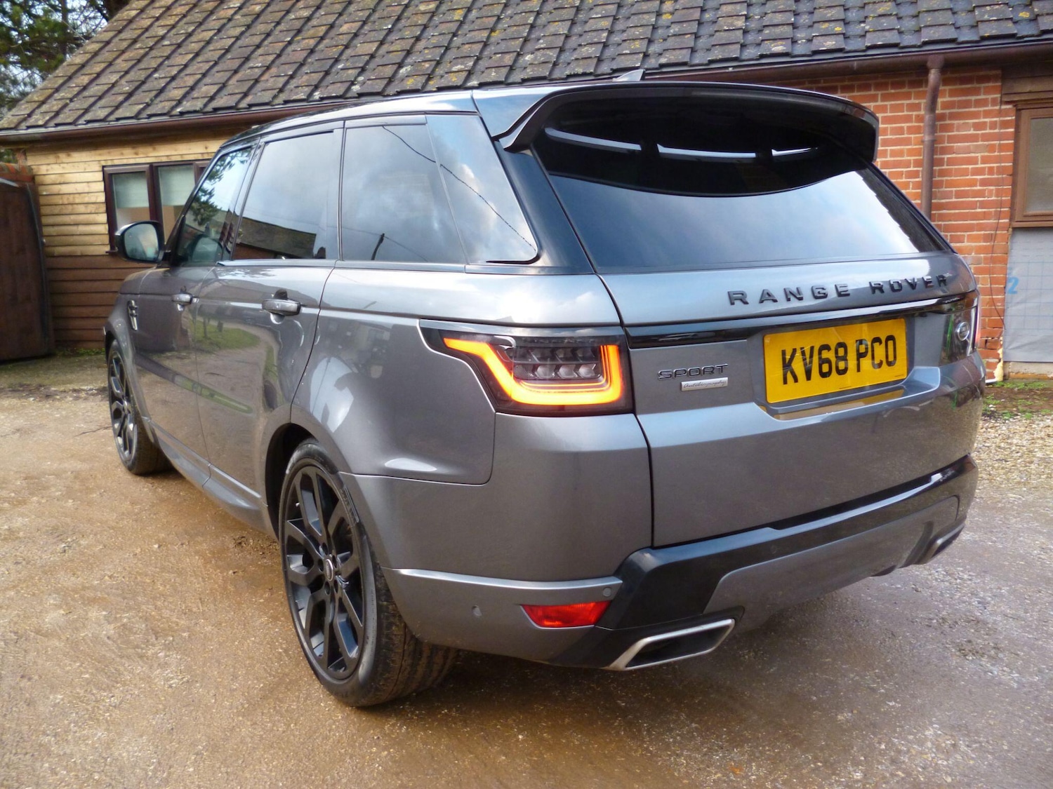 Used Land Rover Range Rover Sport 2018 for sale - 77156761: Photo 4