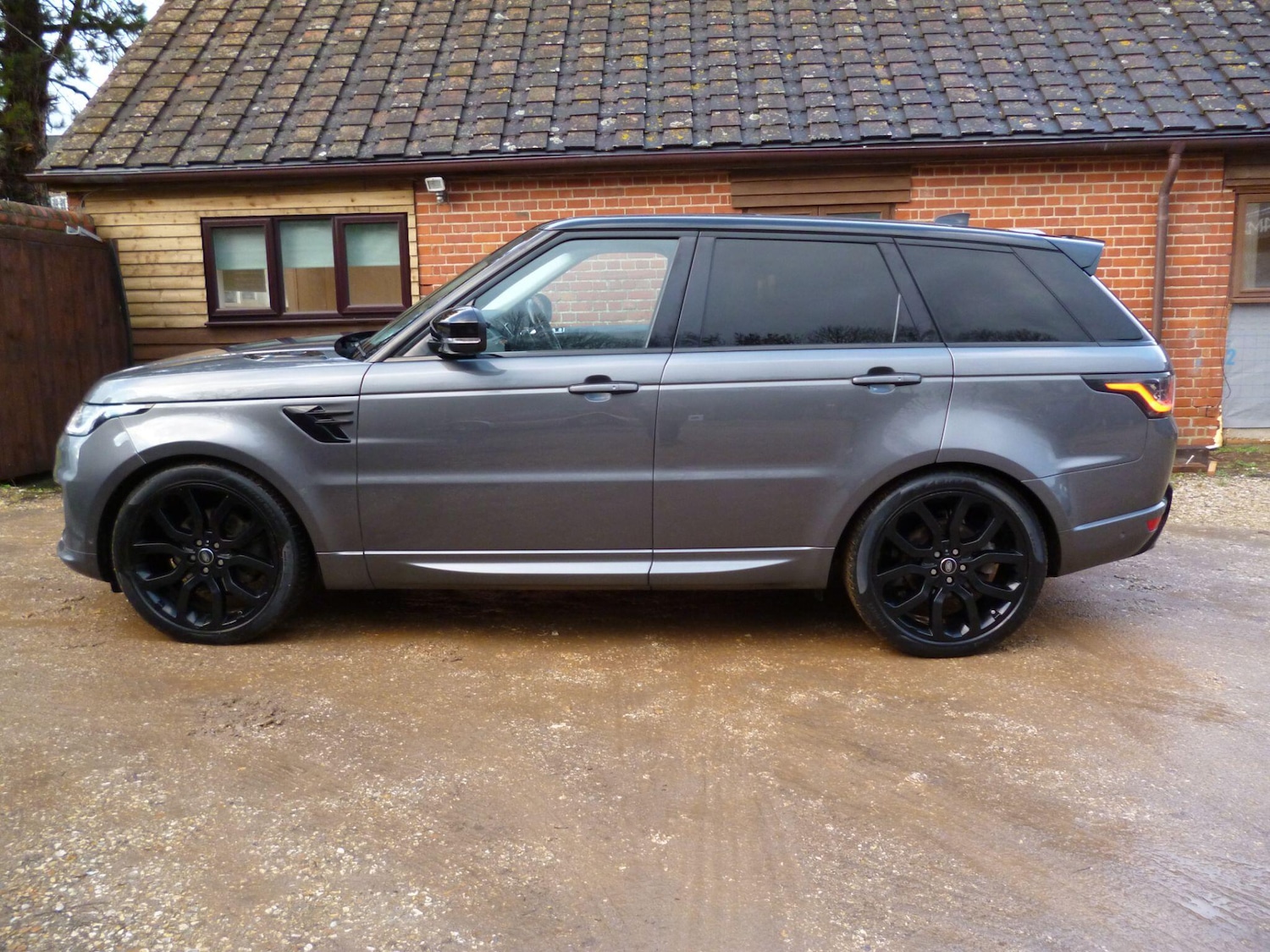 Used Land Rover Range Rover Sport 2018 for sale - 77156761: Photo 5