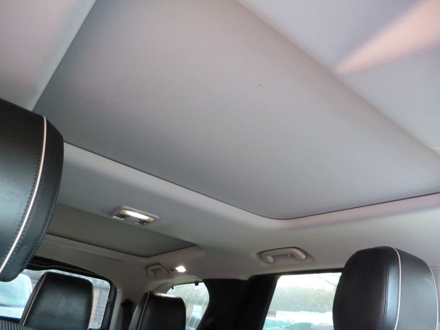 Used Land Rover Discovery 2017 for sale - 76476493: Photo 20