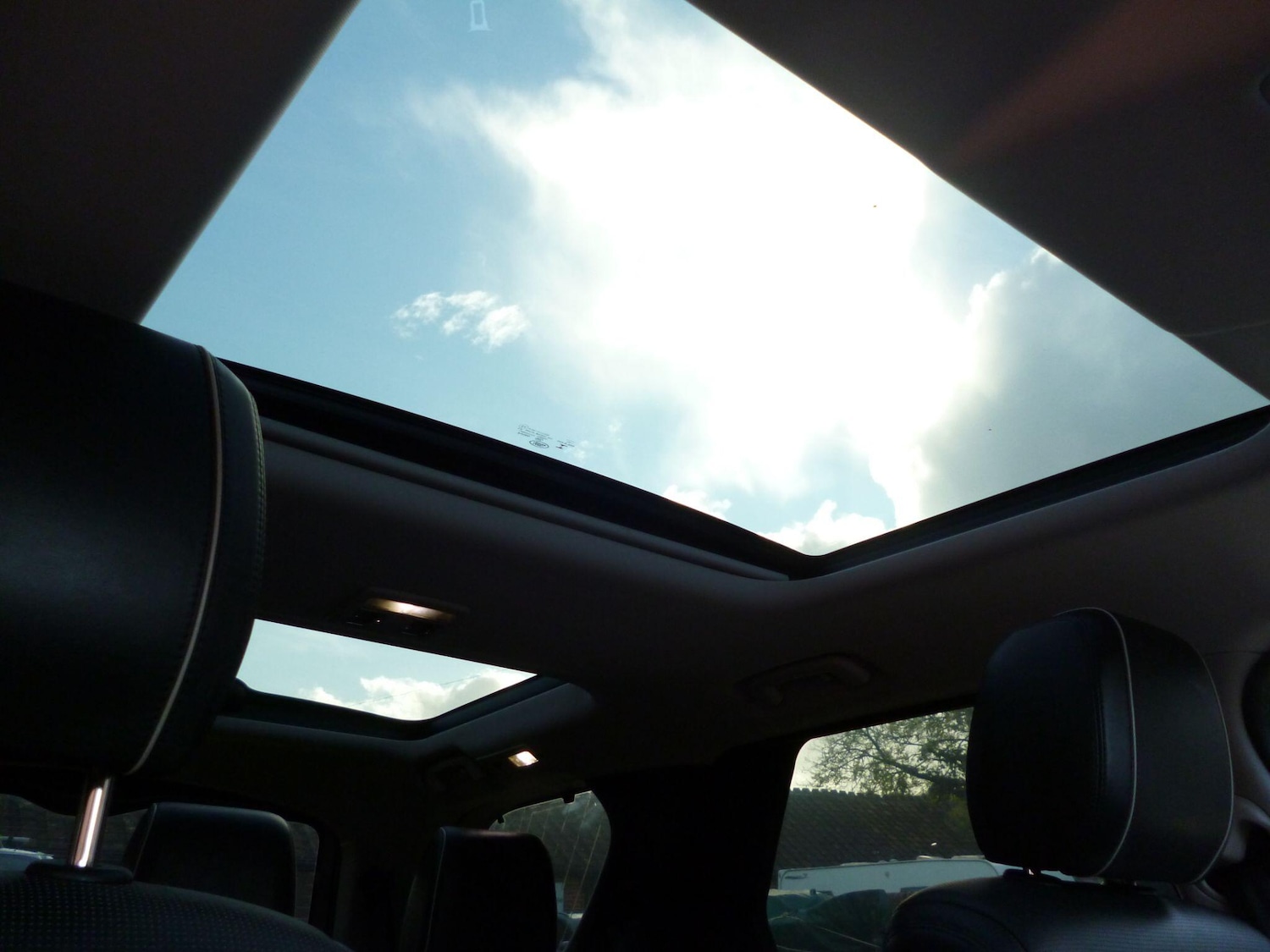 Used Land Rover Discovery 2017 for sale - 76476493: Photo 21