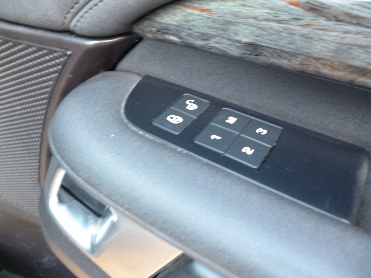 Used Land Rover Discovery 2017 for sale - 76476493: Photo 27