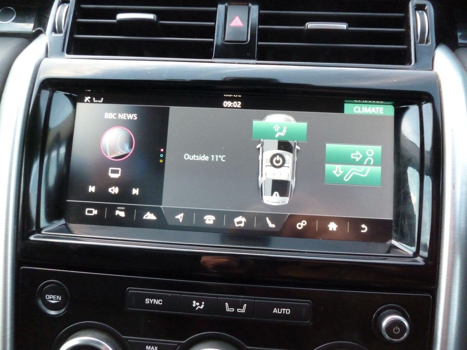 Used Land Rover Discovery 2017 for sale - 76476493: Photo 52