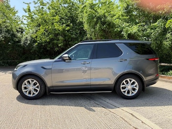 Used Land Rover Discovery 2018 for sale - 79050026: Photo