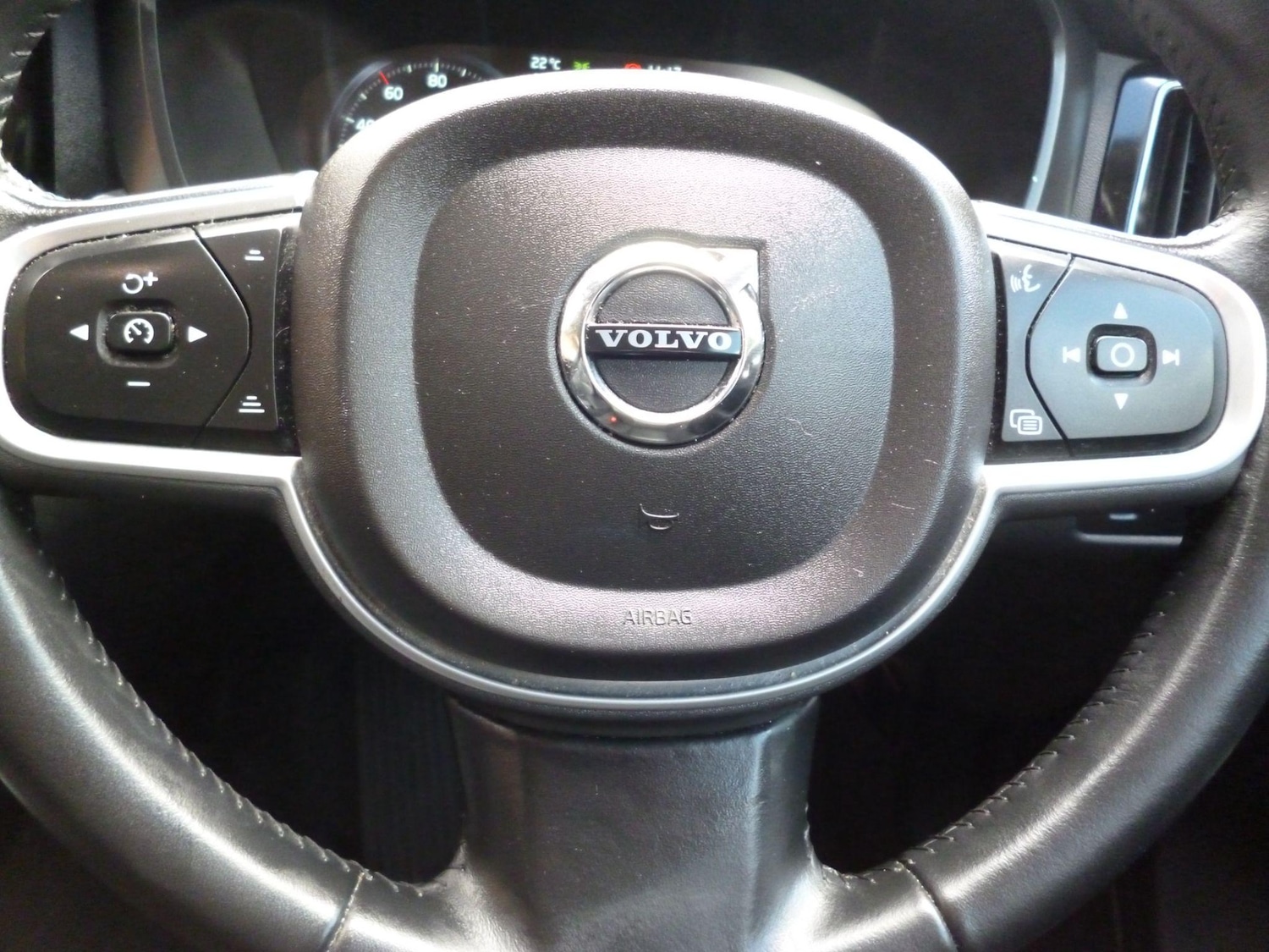 Used Volvo XC60 2021 for sale - 76476504: Photo 16