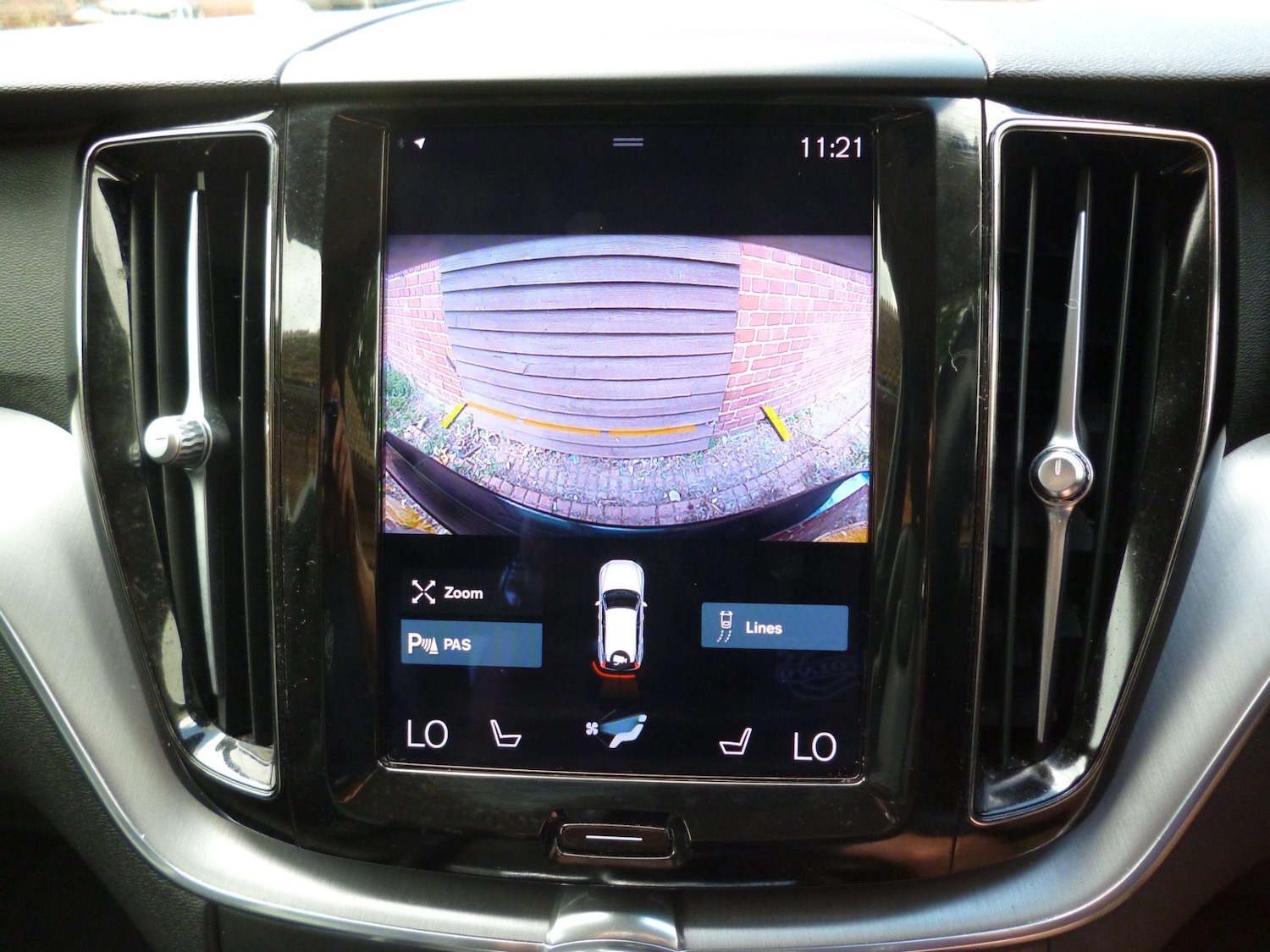 Used Volvo XC60 2021 for sale - 76476504: Photo 37