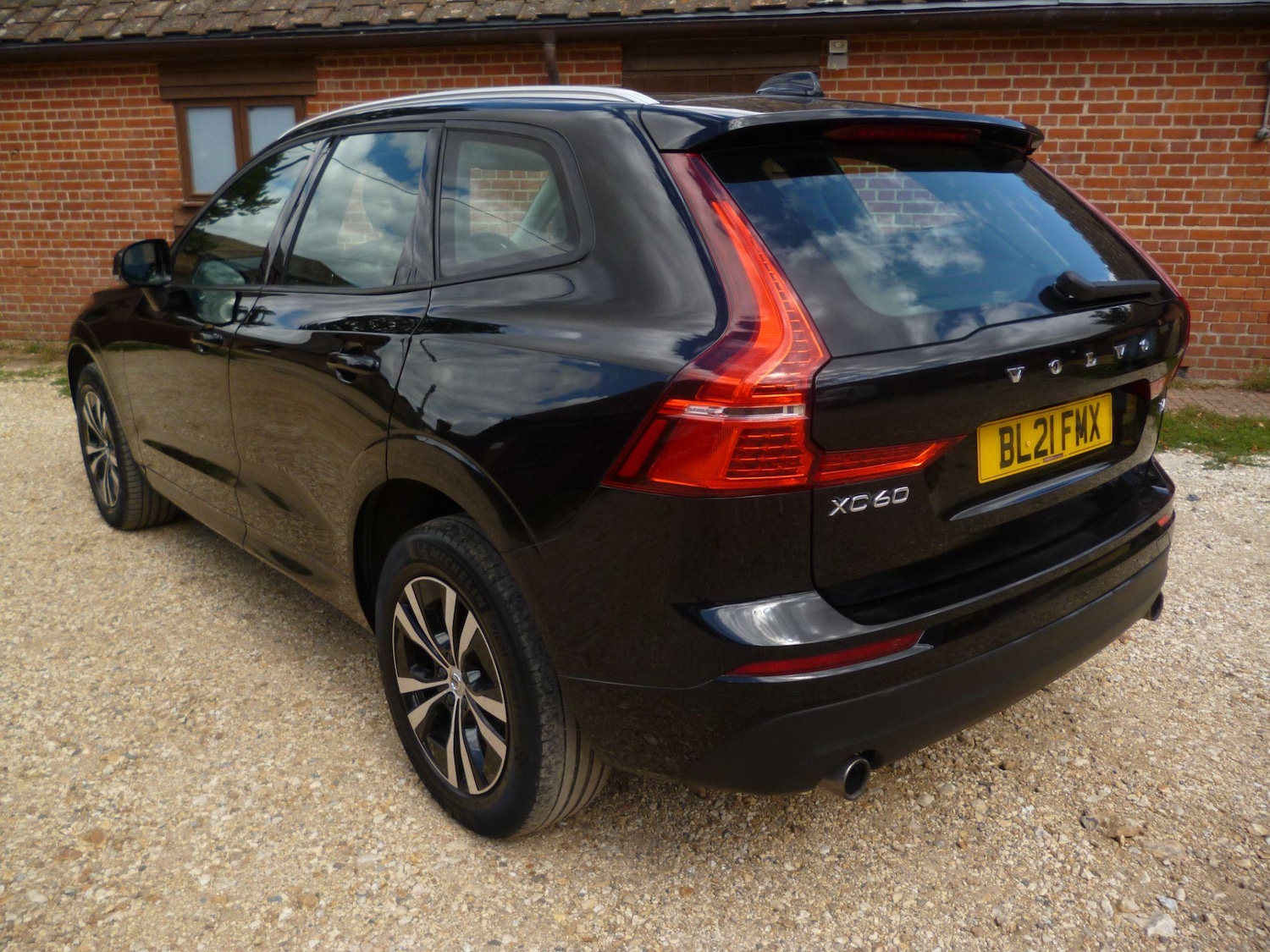 Used Volvo XC60 2021 for sale - 76476504: Photo 7