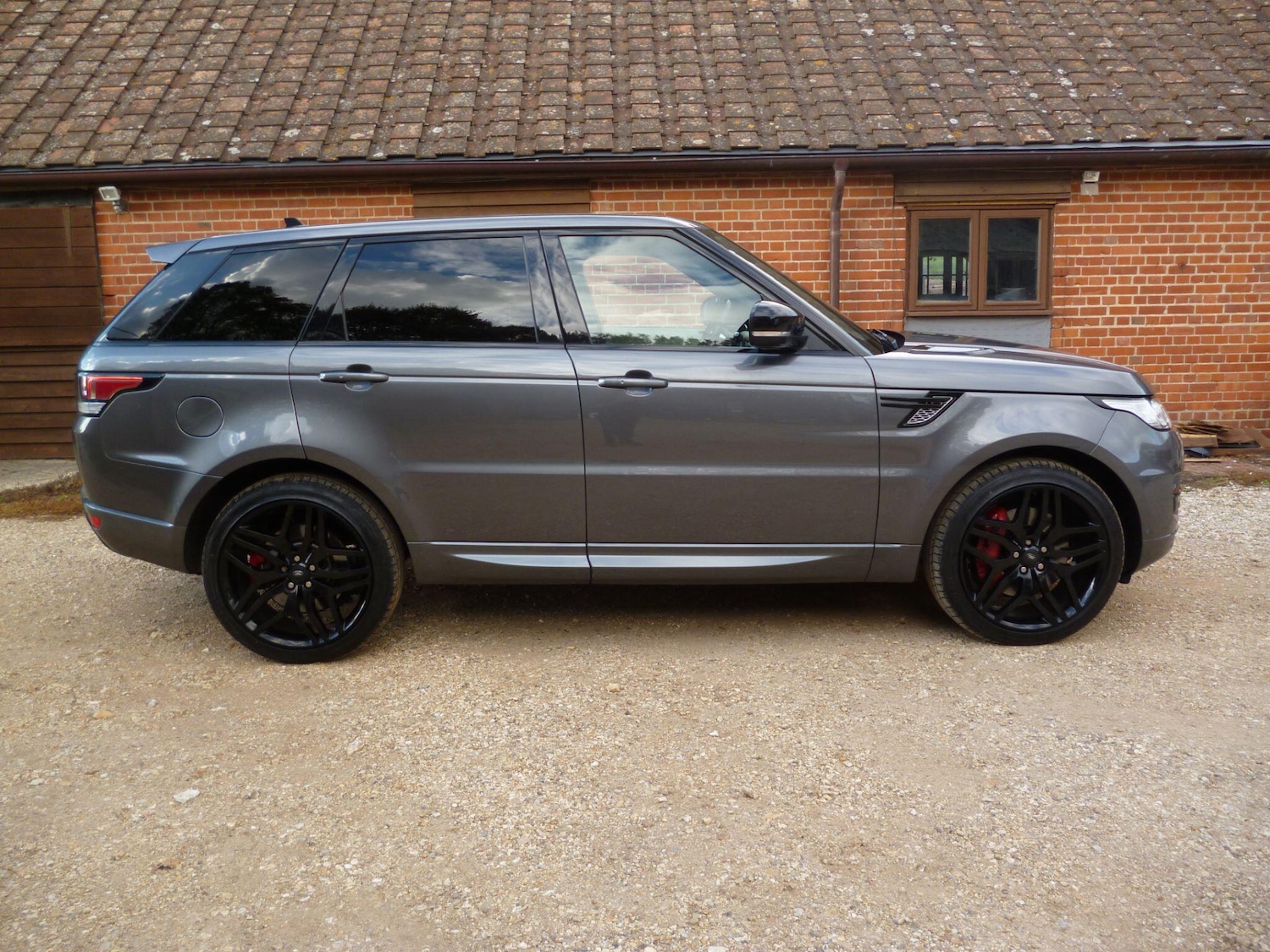Used Land Rover Range Rover Sport 2015 for sale - 76476506: Photo 2