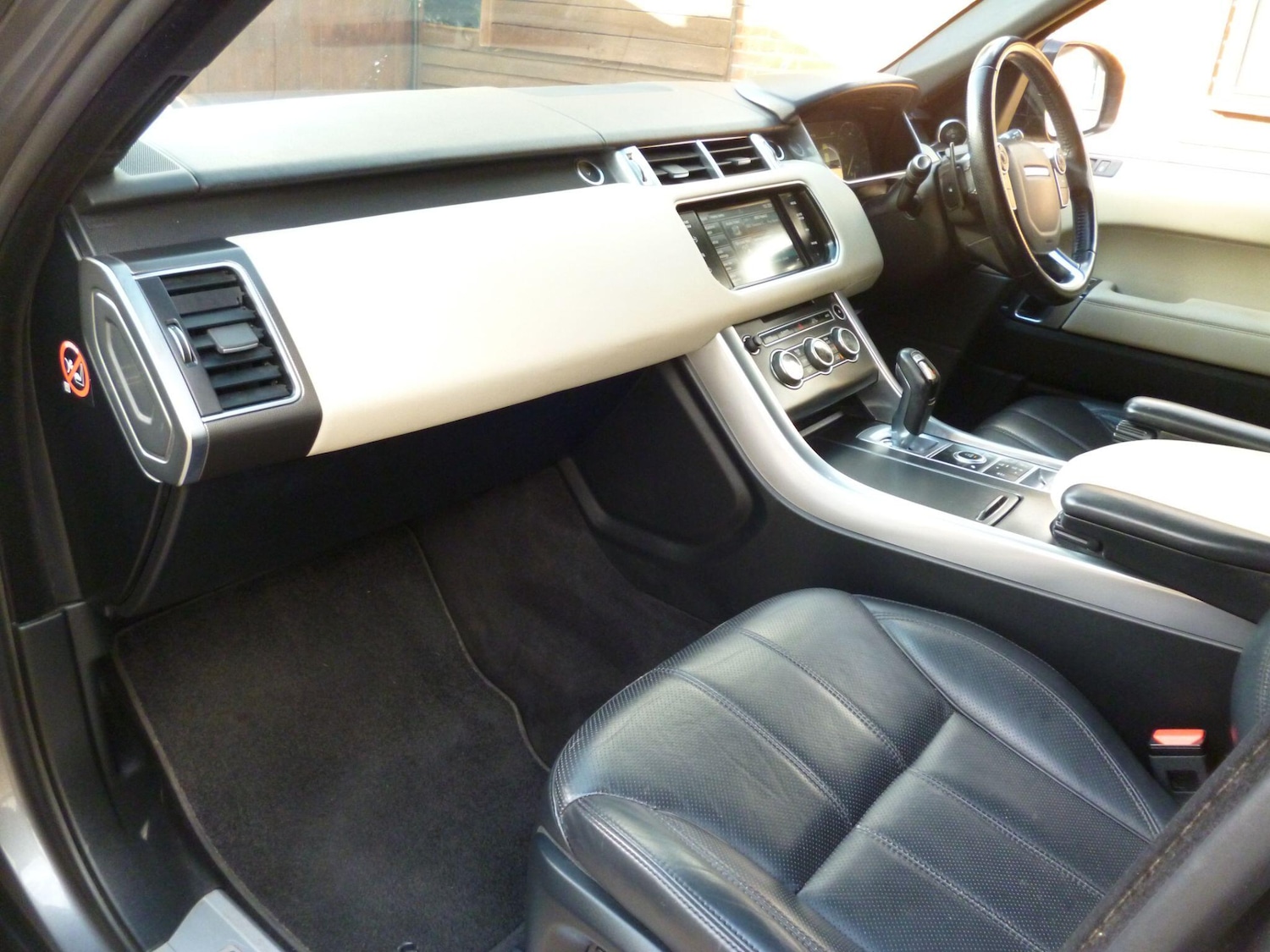 Used Land Rover Range Rover Sport 2015 for sale - 76476506: Photo 23