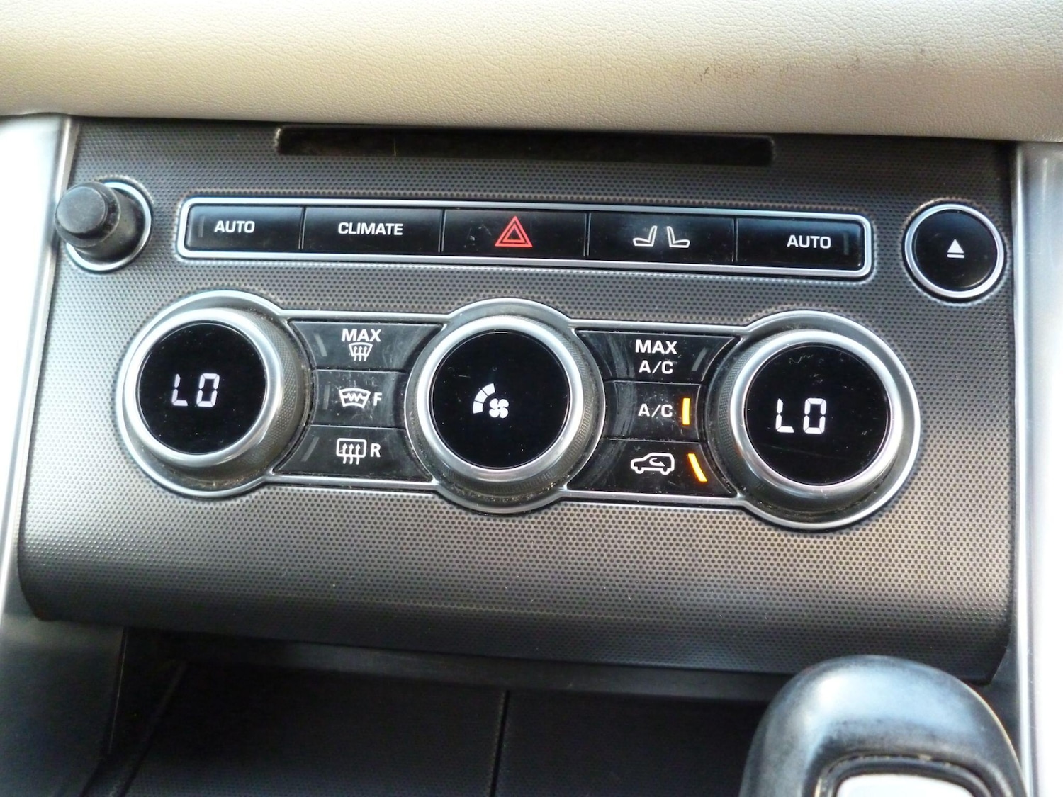 Used Land Rover Range Rover Sport 2015 for sale - 76476506: Photo 34