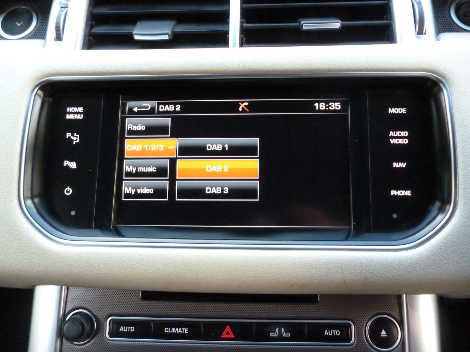 Used Land Rover Range Rover Sport 2015 for sale - 76476506: Photo 40