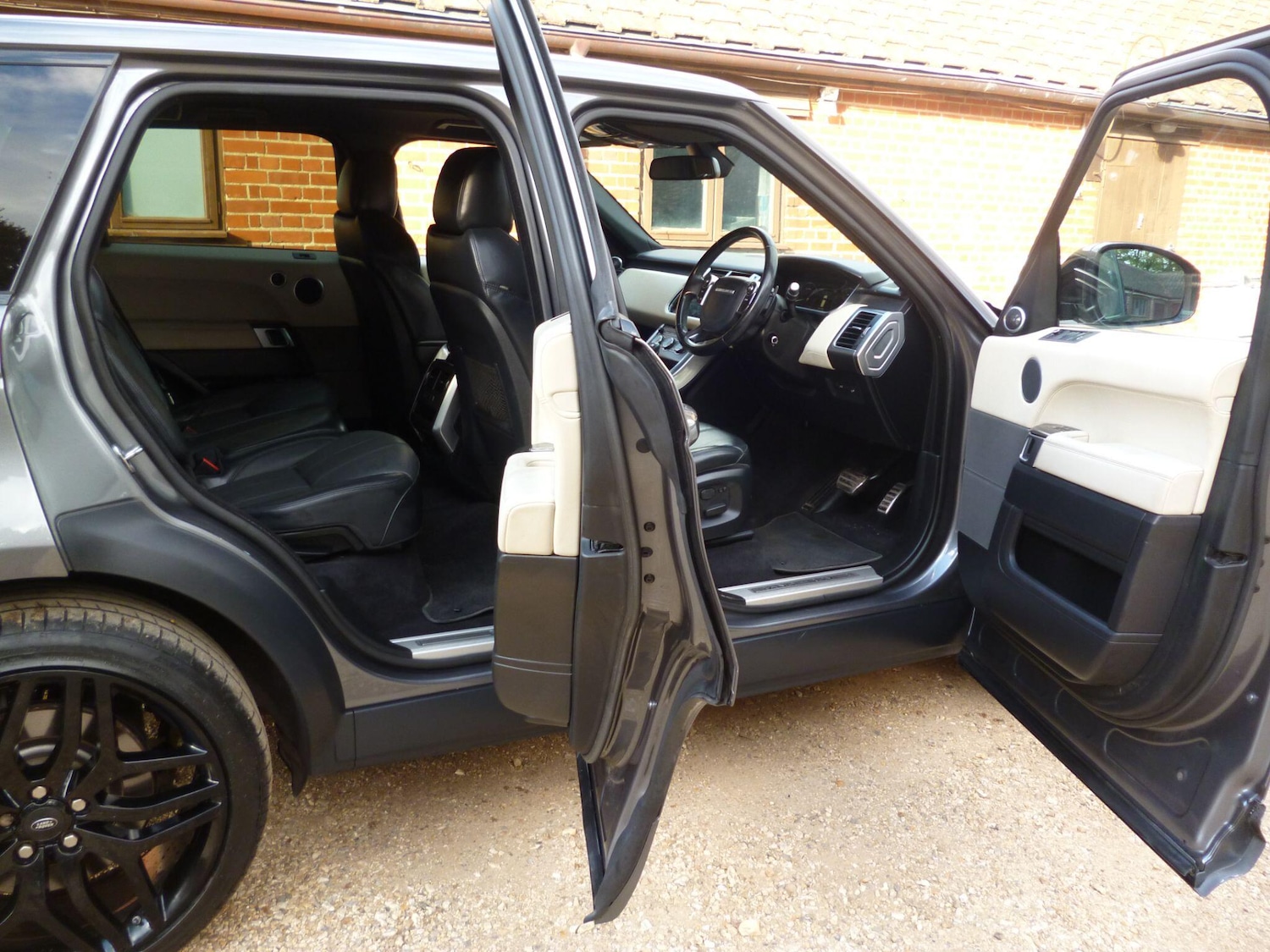 Used Land Rover Range Rover Sport 2015 for sale - 76476506: Photo 58