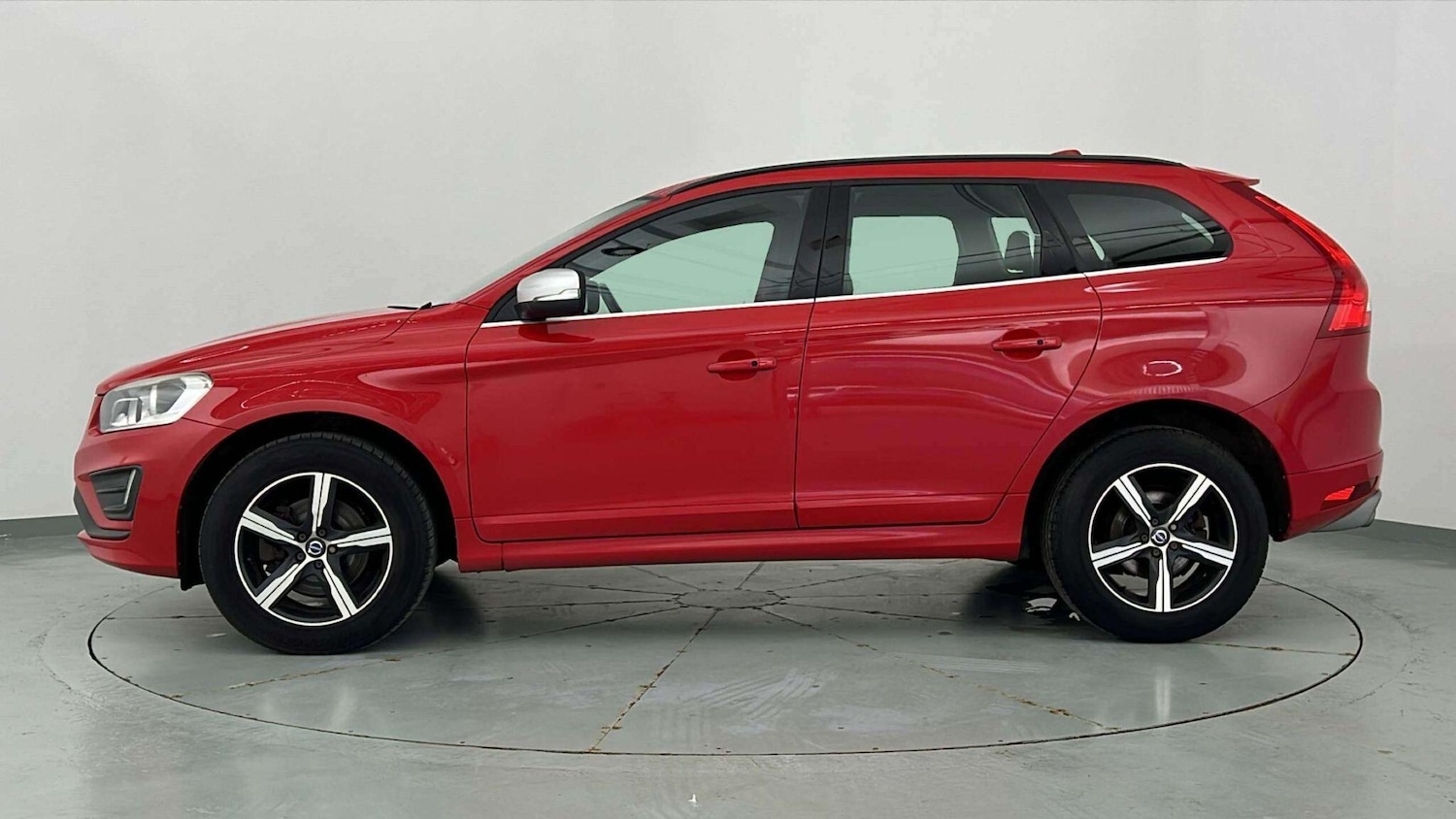 Used Volvo XC60 2016 for sale - 77670499: Photo 4