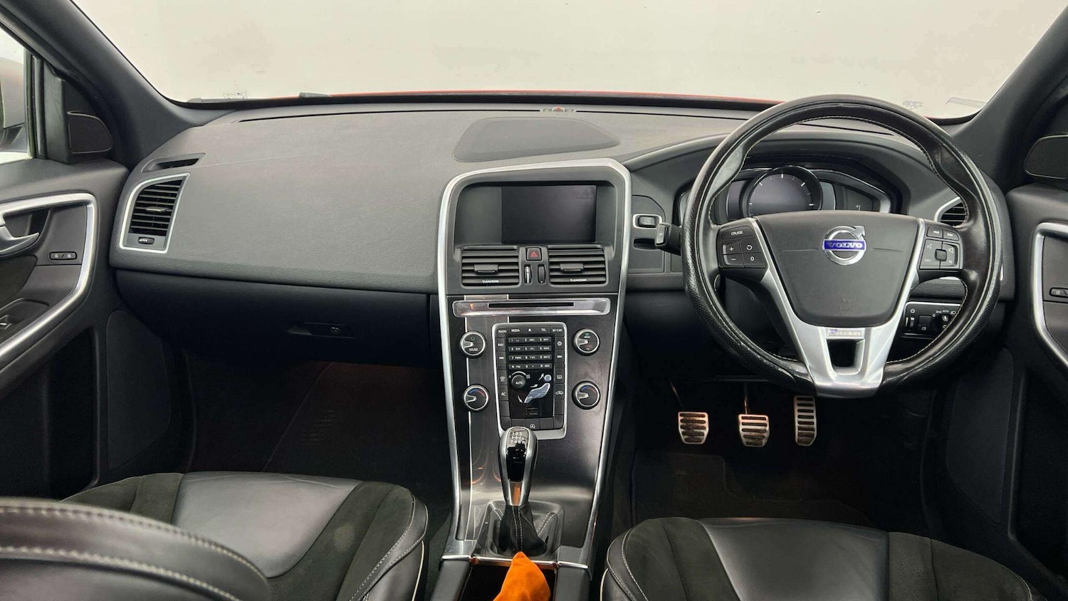 Used Volvo XC60 2016 for sale - 77670499: Photo 9