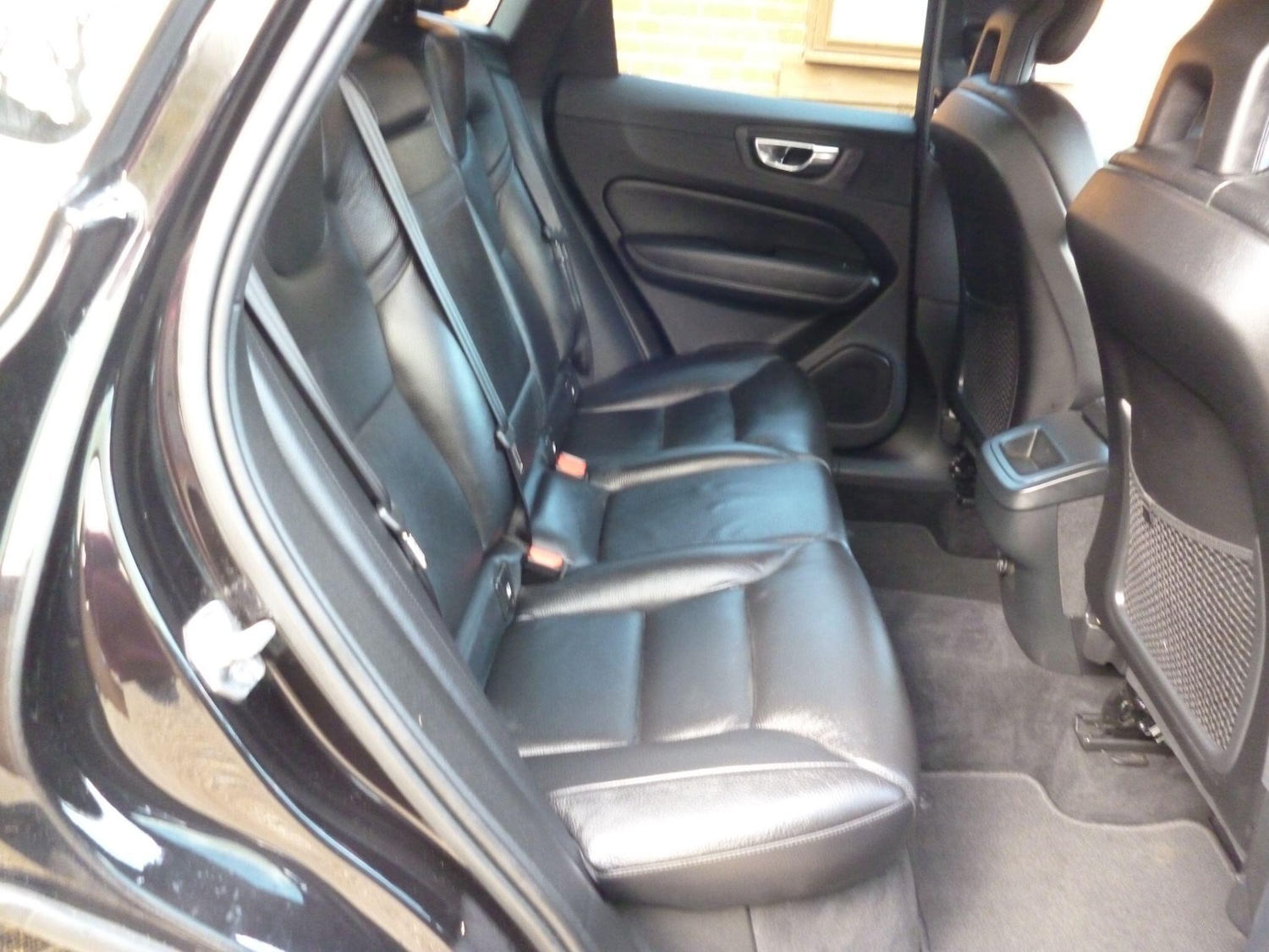 Used Volvo XC60 2018 for sale - 76498692: Photo 17