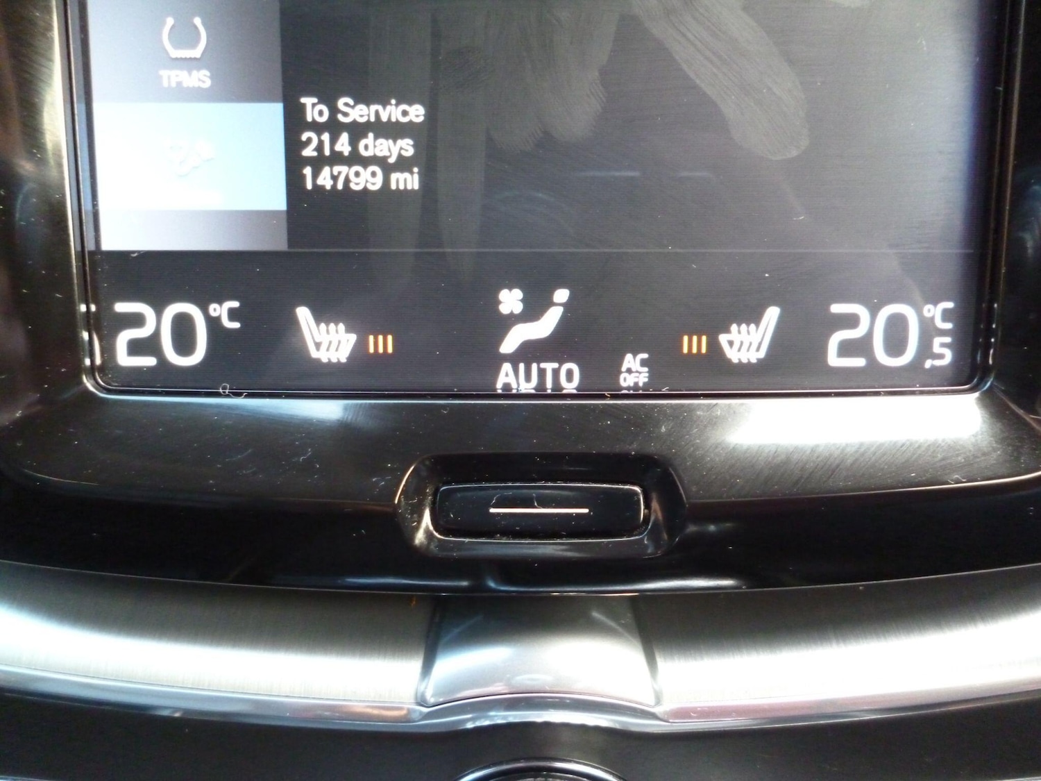 Used Volvo XC60 2018 for sale - 76498692: Photo 37