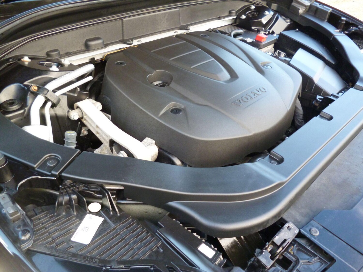 Used Volvo XC60 2018 for sale - 76498692: Photo 52