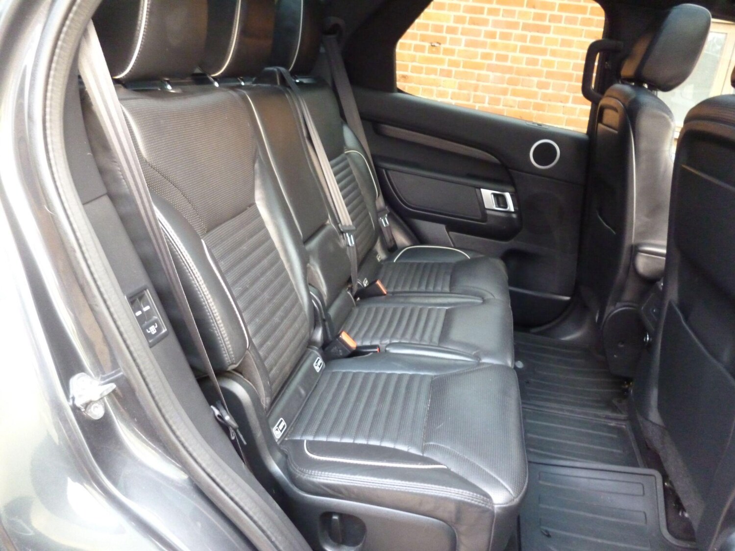 Used Land Rover Discovery 2019 for sale - 76990794: Photo 19