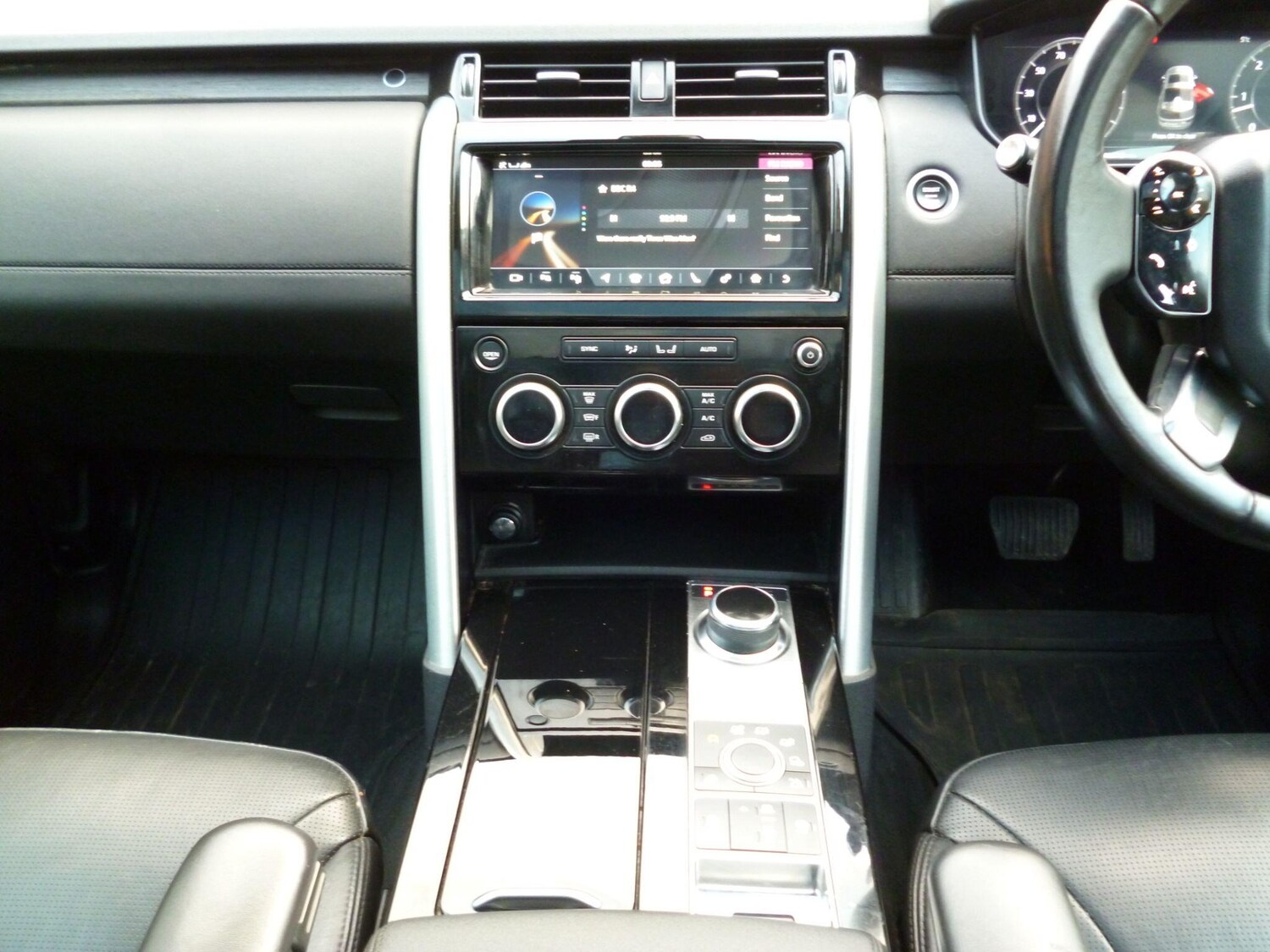 Used Land Rover Discovery 2019 for sale - 76990794: Photo 21