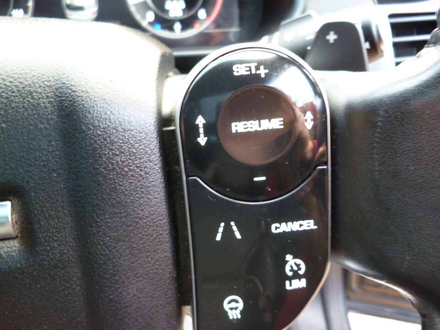 Used Land Rover Discovery 2019 for sale - 76990794: Photo 24