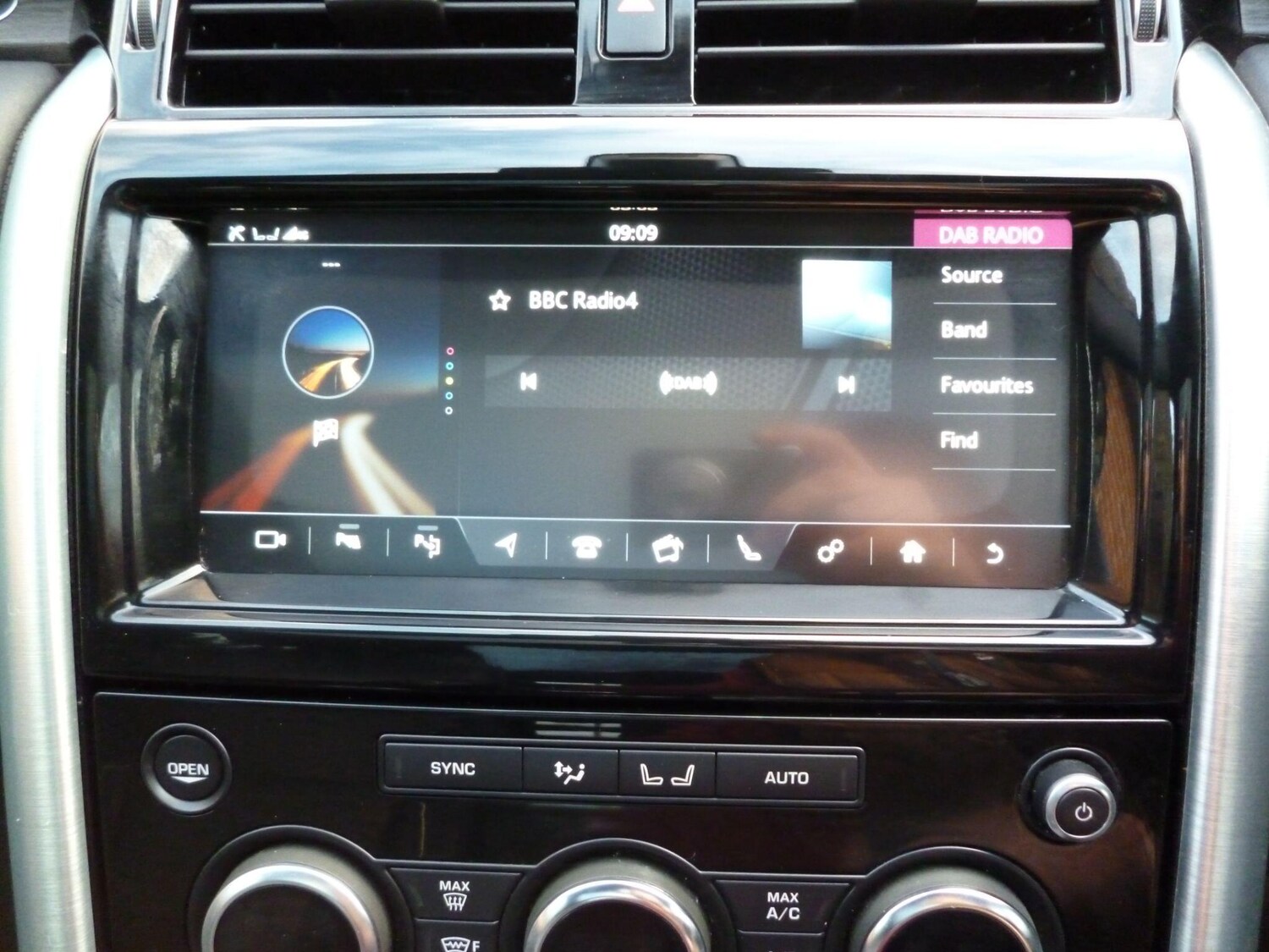 Used Land Rover Discovery 2019 for sale - 76990794: Photo 37