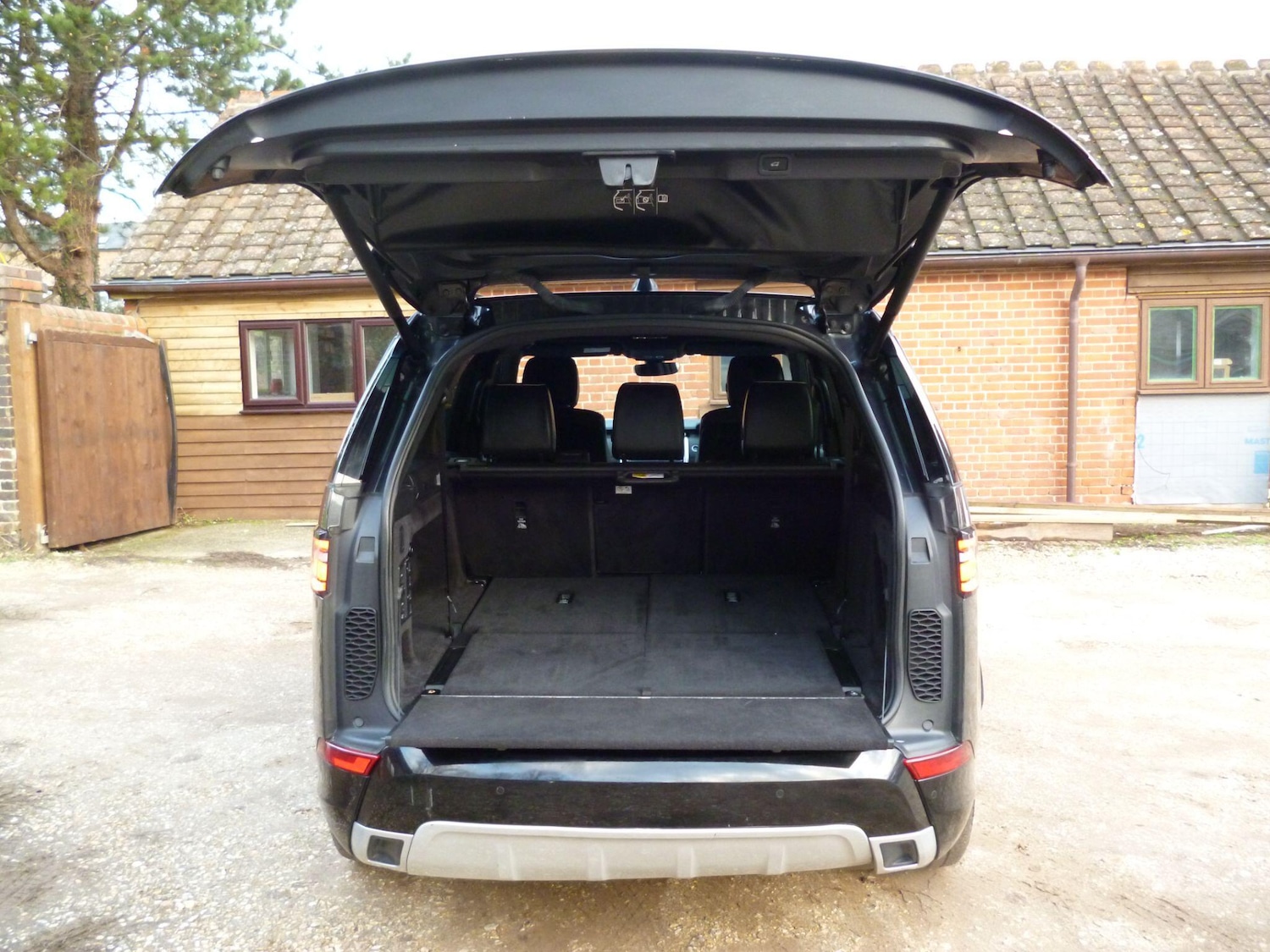 Used Land Rover Discovery 2019 for sale - 76990794: Photo 52