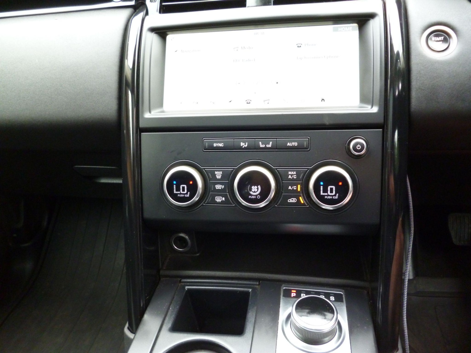 Used Land Rover Discovery 2019 for sale - 76991859: Photo 29