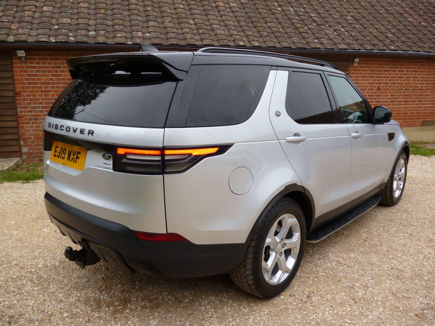 Used Land Rover Discovery 2019 for sale - 76991859: Photo 7