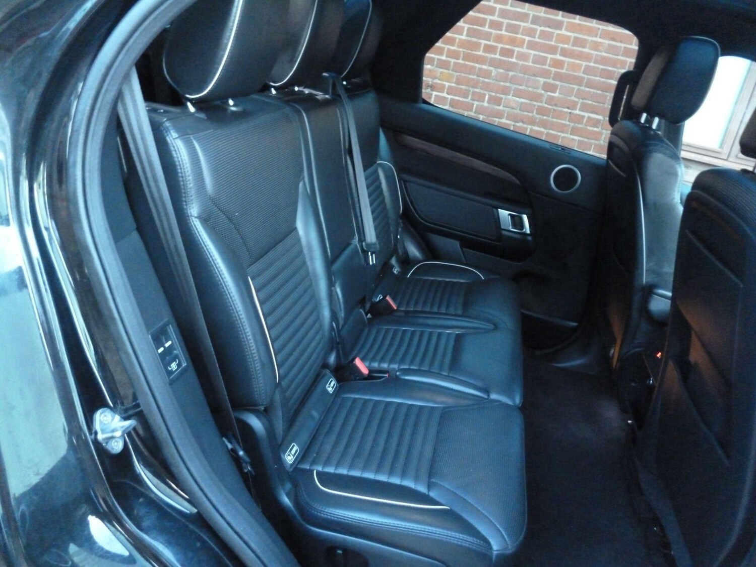 Used Land Rover Discovery 2019 for sale - 76765250: Photo 19