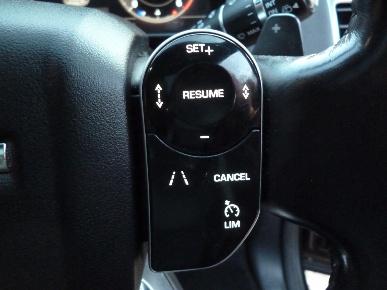 Used Land Rover Discovery 2019 for sale - 76765250: Photo 33